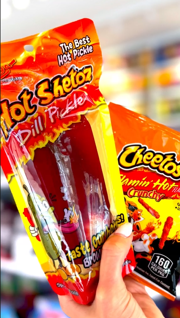 ¡EL PEPINO PICANTE DE CHEETOS! ❤️